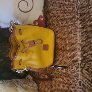 Never used Dooney&Bourke bucket crossbody